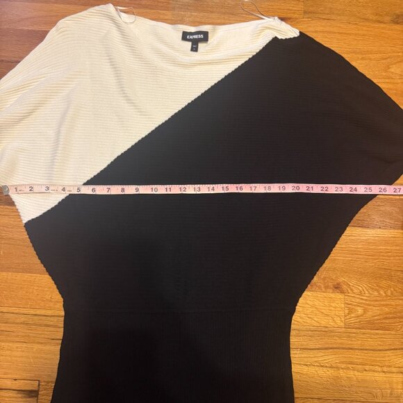 Express Color Block Asymmetrical Off-Shoulder Midi Sweater Dress – Size XL - Picture 6 of 11